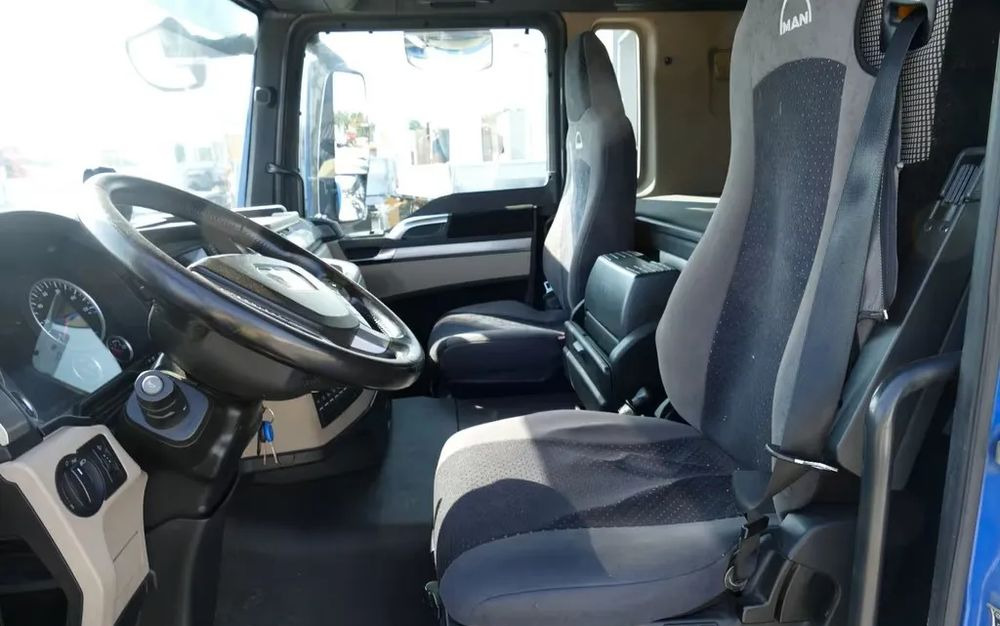 MAN TGS 26.460 – Platforma z żurawiem HDS tylnym do materiałów budowlanych / Retarder / 6x2 / Klima / Euro 6 - Kamion s kranom, Kamion s otvorenim sandukom: slika MAN TGS 26.460 – Platforma z żurawiem HDS tylnym do materiałów budowlanych / Retarder / 6x2 / Klima / Euro 6 - Kamion s kranom, Kamion s otvorenim sandukom MAN TGS 26.460 – Platforma z żurawiem HDS tylnym do materiałów budowlanych / Retarder / 6x2 / Klima / Euro 6 - Kamion s kranom, Kamion s otvorenim sandukom: slika MAN TGS 26.460 – Platforma z żurawiem HDS tylnym do materiałów budowlanych / Retarder / 6x2 / Klima / Euro 6 - Kamion s kranom, Kamion s otvorenim sandukom