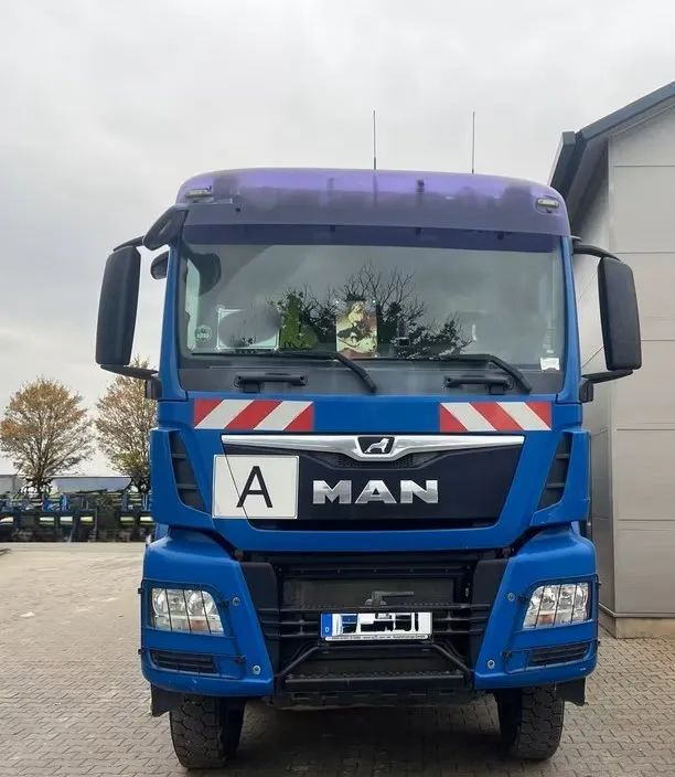 MAN TGS 41.460 8x8 • Meiller • Muldenkipper • Allrad • Euro 6d • Przebieg: 85 000 km - Kiper: slika MAN TGS 41.460 8x8 • Meiller • Muldenkipper • Allrad • Euro 6d • Przebieg: 85 000 km - Kiper MAN TGS 41.460 8x8 • Meiller • Muldenkipper • Allrad • Euro 6d • Przebieg: 85 000 km - Kiper: slika MAN TGS 41.460 8x8 • Meiller • Muldenkipper • Allrad • Euro 6d • Przebieg: 85 000 km - Kiper