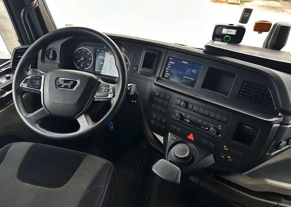 MAN TGX 26.470 6x2 | BDF | Oś podnoszona + skrętna | Retarder | Euro 6 | Automatyczna klimatyzacja | Napęd na tylne koła - Kamion-šasija: slika MAN TGX 26.470 6x2 | BDF | Oś podnoszona + skrętna | Retarder | Euro 6 | Automatyczna klimatyzacja | Napęd na tylne koła - Kamion-šasija MAN TGX 26.470 6x2 | BDF | Oś podnoszona + skrętna | Retarder | Euro 6 | Automatyczna klimatyzacja | Napęd na tylne koła - Kamion-šasija: slika MAN TGX 26.470 6x2 | BDF | Oś podnoszona + skrętna | Retarder | Euro 6 | Automatyczna klimatyzacja | Napęd na tylne koła - Kamion-šasija