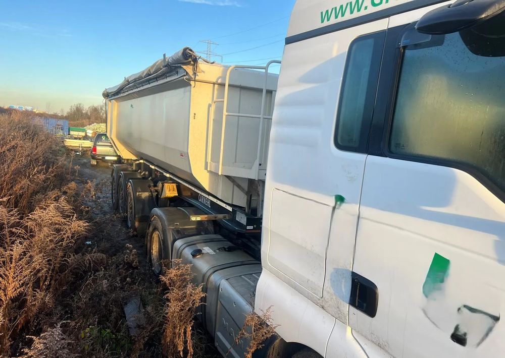 MAN TGX 500 KM (2017) / EURO 6 + Naczepa wywrotka 3-osiowa CARNEHL (2021) / oś podnoszona - Tegljač, Kiper poluprikolica: slika MAN TGX 500 KM (2017) / EURO 6 + Naczepa wywrotka 3-osiowa CARNEHL (2021) / oś podnoszona - Tegljač, Kiper poluprikolica MAN TGX 500 KM (2017) / EURO 6 + Naczepa wywrotka 3-osiowa CARNEHL (2021) / oś podnoszona - Tegljač, Kiper poluprikolica: slika MAN TGX 500 KM (2017) / EURO 6 + Naczepa wywrotka 3-osiowa CARNEHL (2021) / oś podnoszona - Tegljač, Kiper poluprikolica