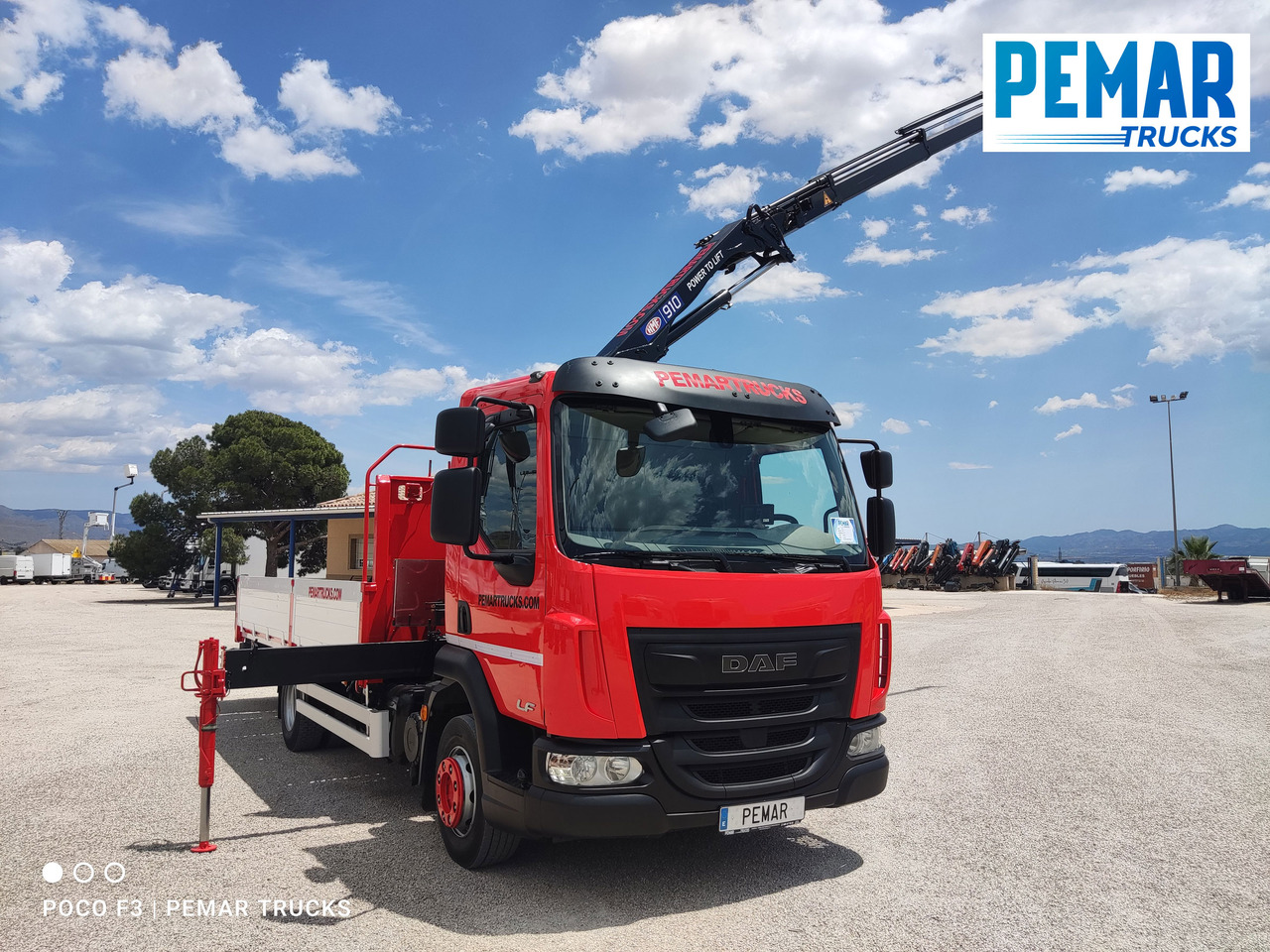 Kamion s otvorenim sandukom, Kamion s kranom DAF LF 210 GRUA CAJA FIJA: slika Kamion s otvorenim sandukom, Kamion s kranom DAF LF 210 GRUA CAJA FIJA