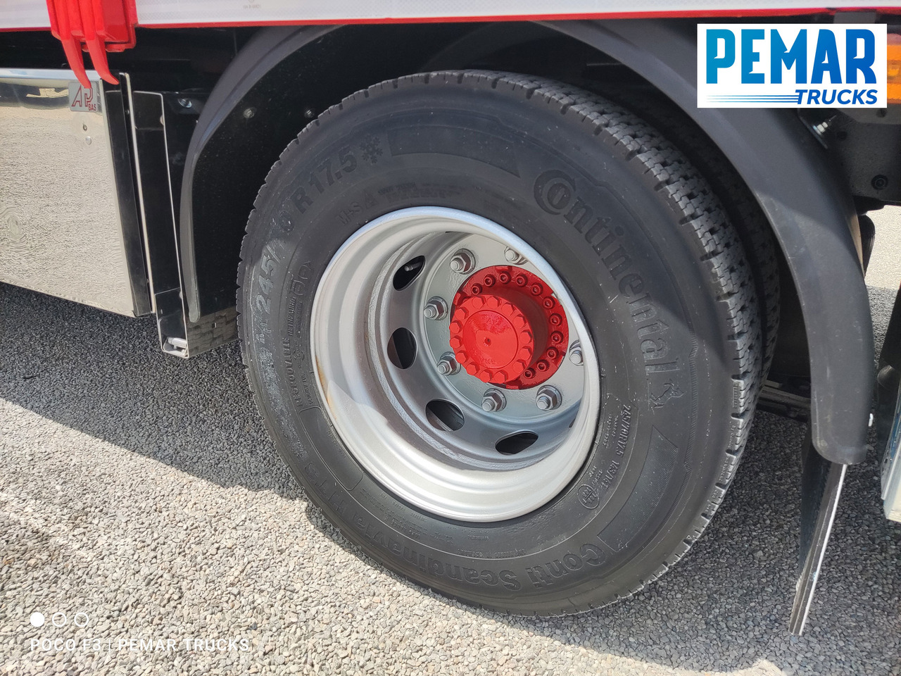 Kamion s otvorenim sandukom, Kamion s kranom DAF LF 210 GRUA CAJA FIJA: slika Kamion s otvorenim sandukom, Kamion s kranom DAF LF 210 GRUA CAJA FIJA