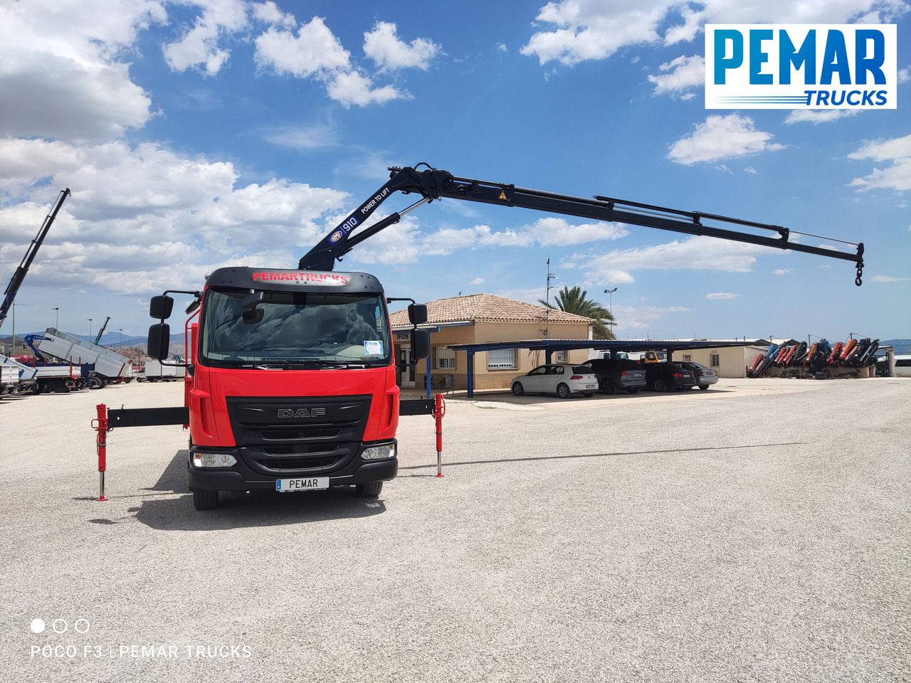 Kamion s otvorenim sandukom, Kamion s kranom DAF LF 210 GRUA CAJA FIJA: slika Kamion s otvorenim sandukom, Kamion s kranom DAF LF 210 GRUA CAJA FIJA