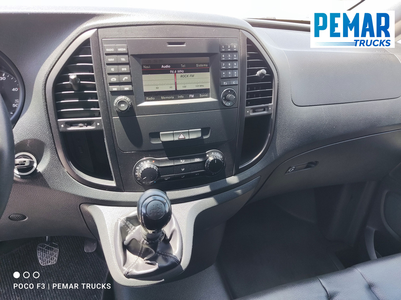 Dostavno vozilo MERCEDES-BENZ VITO 111 CDI EURO 6: slika Dostavno vozilo MERCEDES-BENZ VITO 111 CDI EURO 6 Dostavno vozilo MERCEDES-BENZ VITO 111 CDI EURO 6: slika Dostavno vozilo MERCEDES-BENZ VITO 111 CDI EURO 6