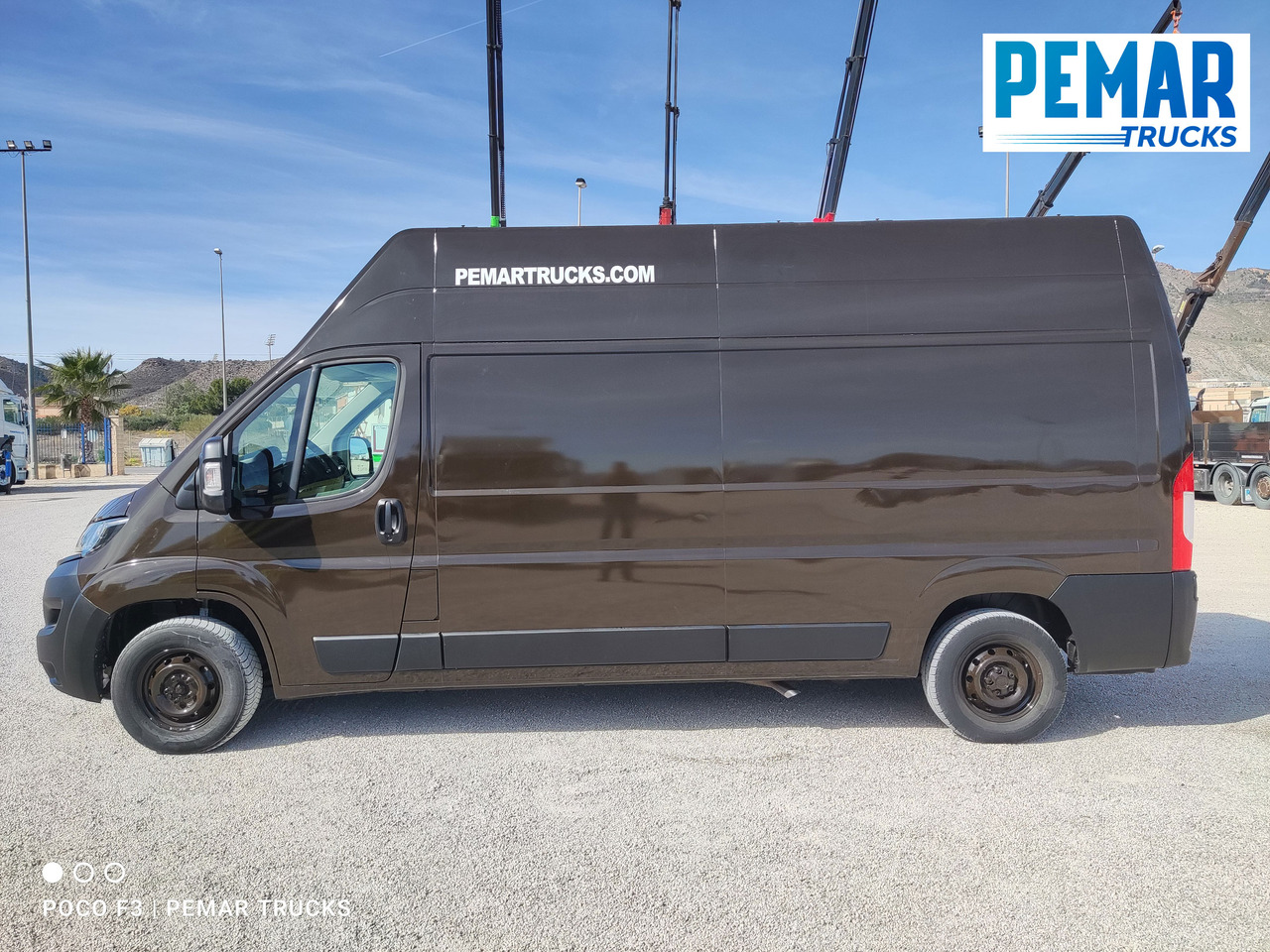 Dostavno vozilo sa zatvorenim sandukom FIAT DUCATO 2.2 140 CV EURO 6: slika Dostavno vozilo sa zatvorenim sandukom FIAT DUCATO 2.2 140 CV EURO 6