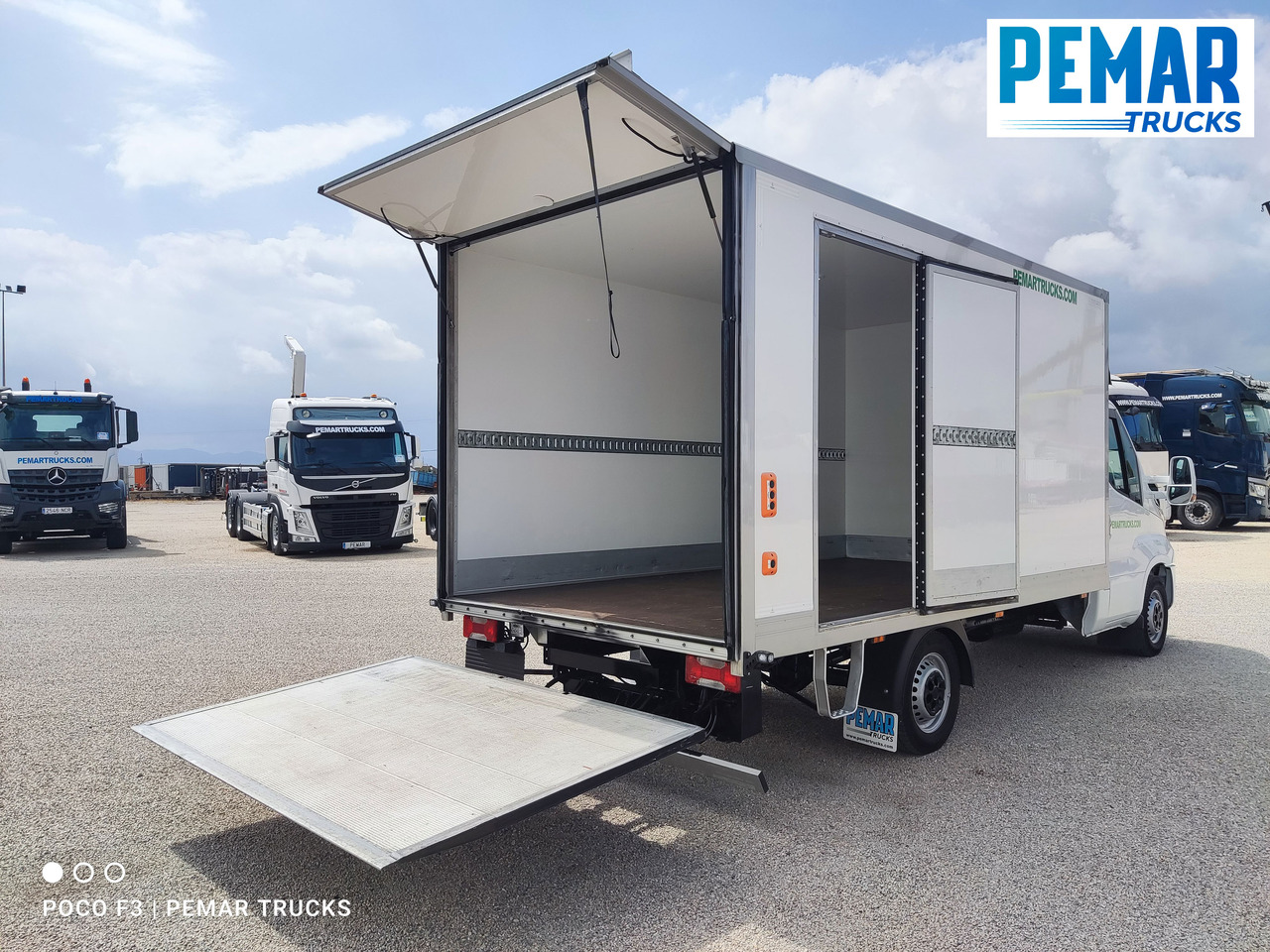 Dostavno vozilo sa zatvorenim sandukom IVECO DAILY 2.3 CAJA CERRADA 135 CV: slika Dostavno vozilo sa zatvorenim sandukom IVECO DAILY 2.3 CAJA CERRADA 135 CV