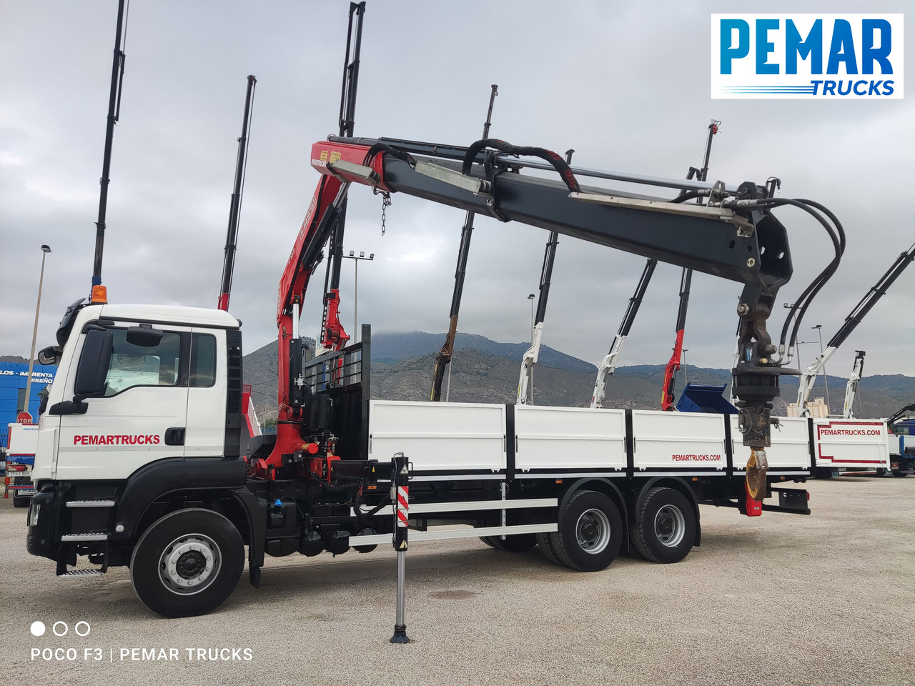 Kamion s kranom MAN TGS 26.360 6X4 GRUA CAJA FIJA EURO 6: slika Kamion s kranom MAN TGS 26.360 6X4 GRUA CAJA FIJA EURO 6 Kamion s kranom MAN TGS 26.360 6X4 GRUA CAJA FIJA EURO 6: slika Kamion s kranom MAN TGS 26.360 6X4 GRUA CAJA FIJA EURO 6