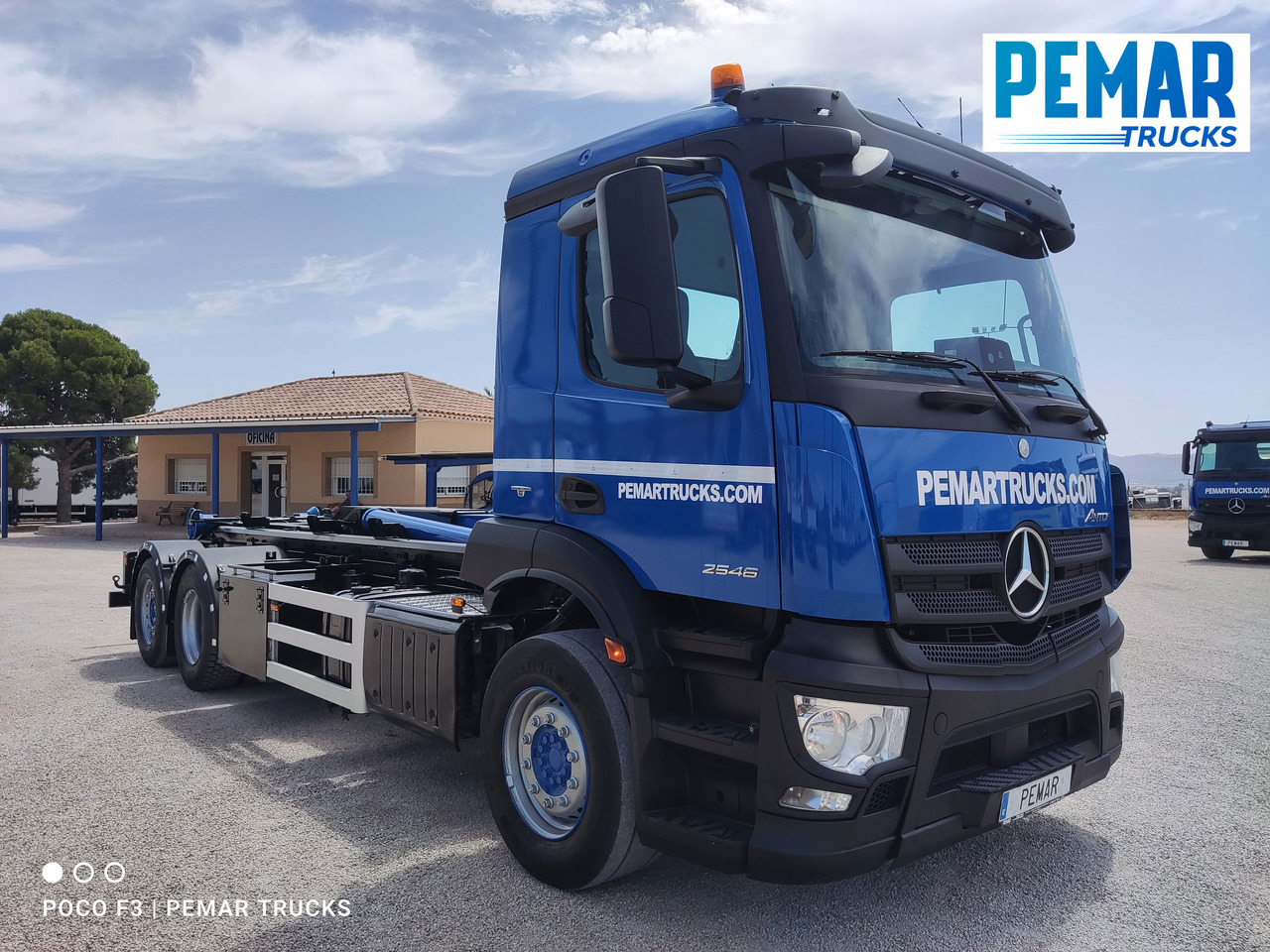 MERCEDES-BENZ ANTOS 2546 6X2 MULTILIFT - Transporter kontejnera/ Kamion s izmjenjivim sanducima: slika MERCEDES-BENZ ANTOS 2546 6X2 MULTILIFT - Transporter kontejnera/ Kamion s izmjenjivim sanducima MERCEDES-BENZ ANTOS 2546 6X2 MULTILIFT - Transporter kontejnera/ Kamion s izmjenjivim sanducima: slika MERCEDES-BENZ ANTOS 2546 6X2 MULTILIFT - Transporter kontejnera/ Kamion s izmjenjivim sanducima