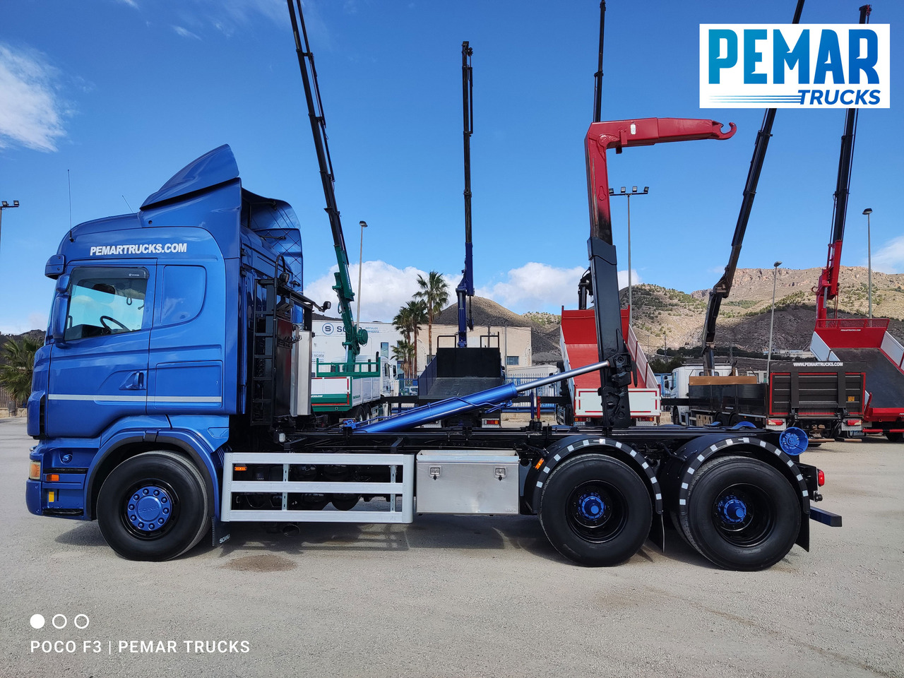 Kamion s kukastom dizalicom SCANIA R 560 6X4 MULTILIFT: slika Kamion s kukastom dizalicom SCANIA R 560 6X4 MULTILIFT