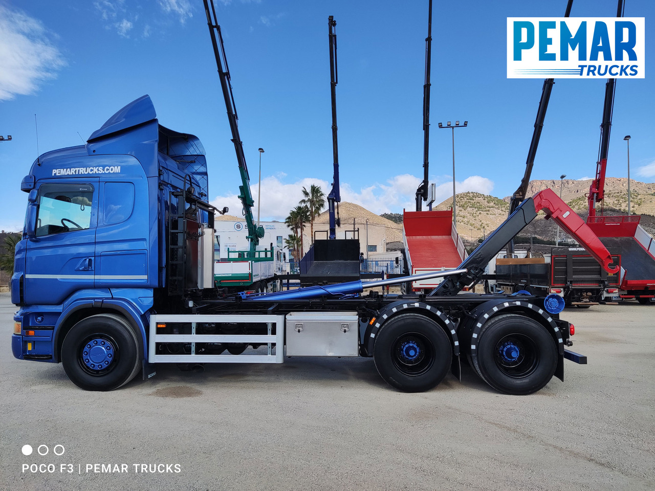 Kamion s kukastom dizalicom SCANIA R 560 6X4 MULTILIFT: slika Kamion s kukastom dizalicom SCANIA R 560 6X4 MULTILIFT