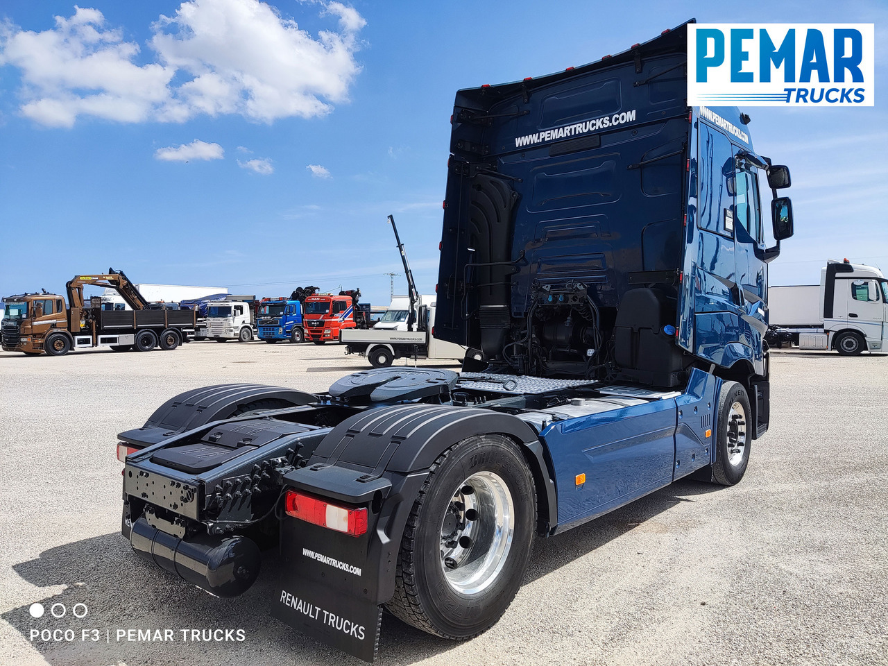 RENAULT T 520 HIGH COMFORT EURO 6 - Tegljač: slika RENAULT T 520 HIGH COMFORT EURO 6 - Tegljač RENAULT T 520 HIGH COMFORT EURO 6 - Tegljač: slika RENAULT T 520 HIGH COMFORT EURO 6 - Tegljač