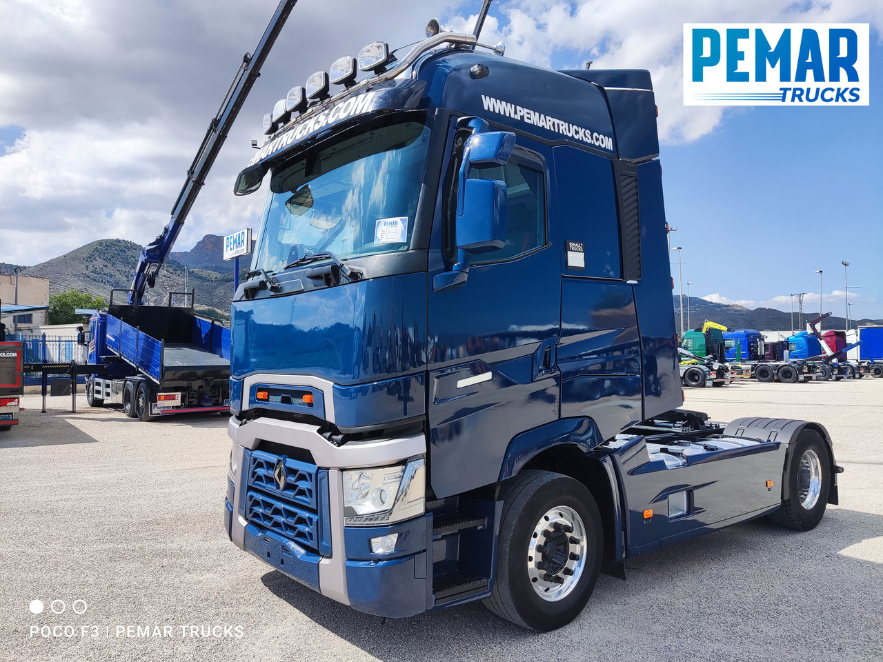 RENAULT T 520 HIGH COMFORT EURO 6 - Tegljač: slika RENAULT T 520 HIGH COMFORT EURO 6 - Tegljač RENAULT T 520 HIGH COMFORT EURO 6 - Tegljač: slika RENAULT T 520 HIGH COMFORT EURO 6 - Tegljač