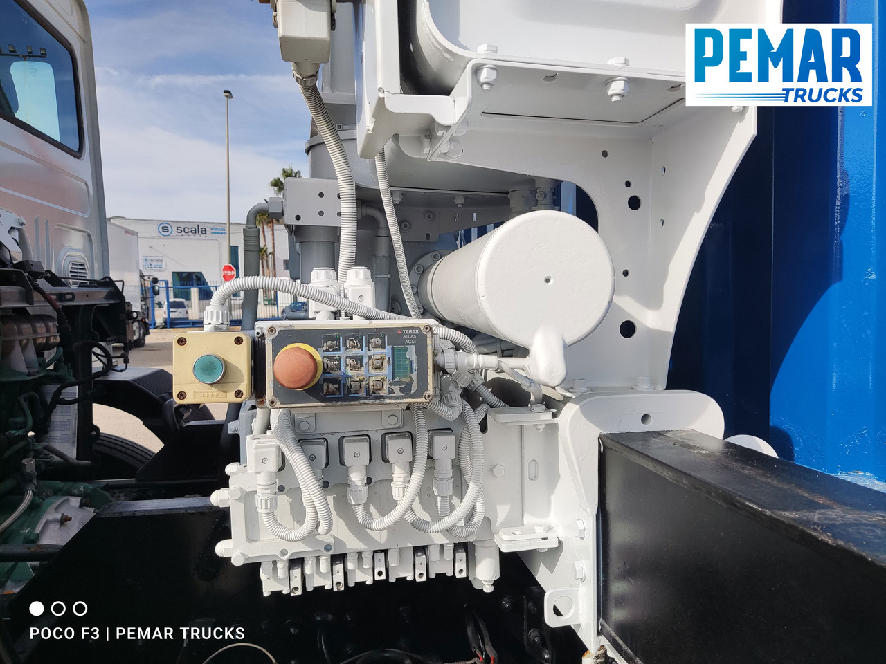 Zakup VOLVO FL 250 GRUA CAJA FIJA VOLVO FL 250 GRUA CAJA FIJA: slika Zakup VOLVO FL 250 GRUA CAJA FIJA VOLVO FL 250 GRUA CAJA FIJA