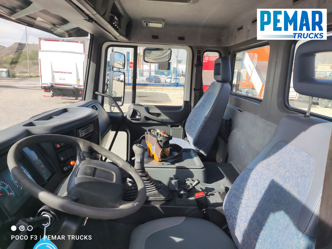 Zakup VOLVO FL 250 GRUA CAJA FIJA VOLVO FL 250 GRUA CAJA FIJA: slika Zakup VOLVO FL 250 GRUA CAJA FIJA VOLVO FL 250 GRUA CAJA FIJA