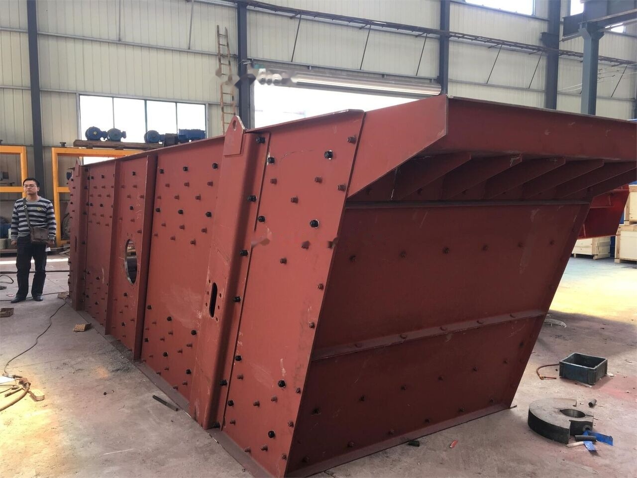 Kinglink 3YA2360 Triple decks Vibrating Screen | Silex - Screener: slika Kinglink 3YA2360 Triple decks Vibrating Screen | Silex - Screener Kinglink 3YA2360 Triple decks Vibrating Screen | Silex - Screener: slika Kinglink 3YA2360 Triple decks Vibrating Screen | Silex - Screener