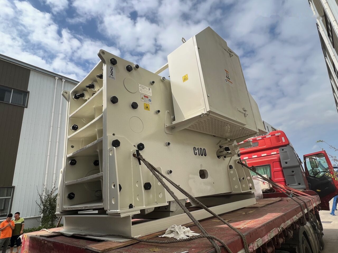 Kinglink NEW C100 JAW CRUSHER | SILEX STONE CRUSHING PLANT - Čeljusna drobilica: slika Kinglink NEW C100 JAW CRUSHER | SILEX STONE CRUSHING PLANT - Čeljusna drobilica Kinglink NEW C100 JAW CRUSHER | SILEX STONE CRUSHING PLANT - Čeljusna drobilica: slika Kinglink NEW C100 JAW CRUSHER | SILEX STONE CRUSHING PLANT - Čeljusna drobilica