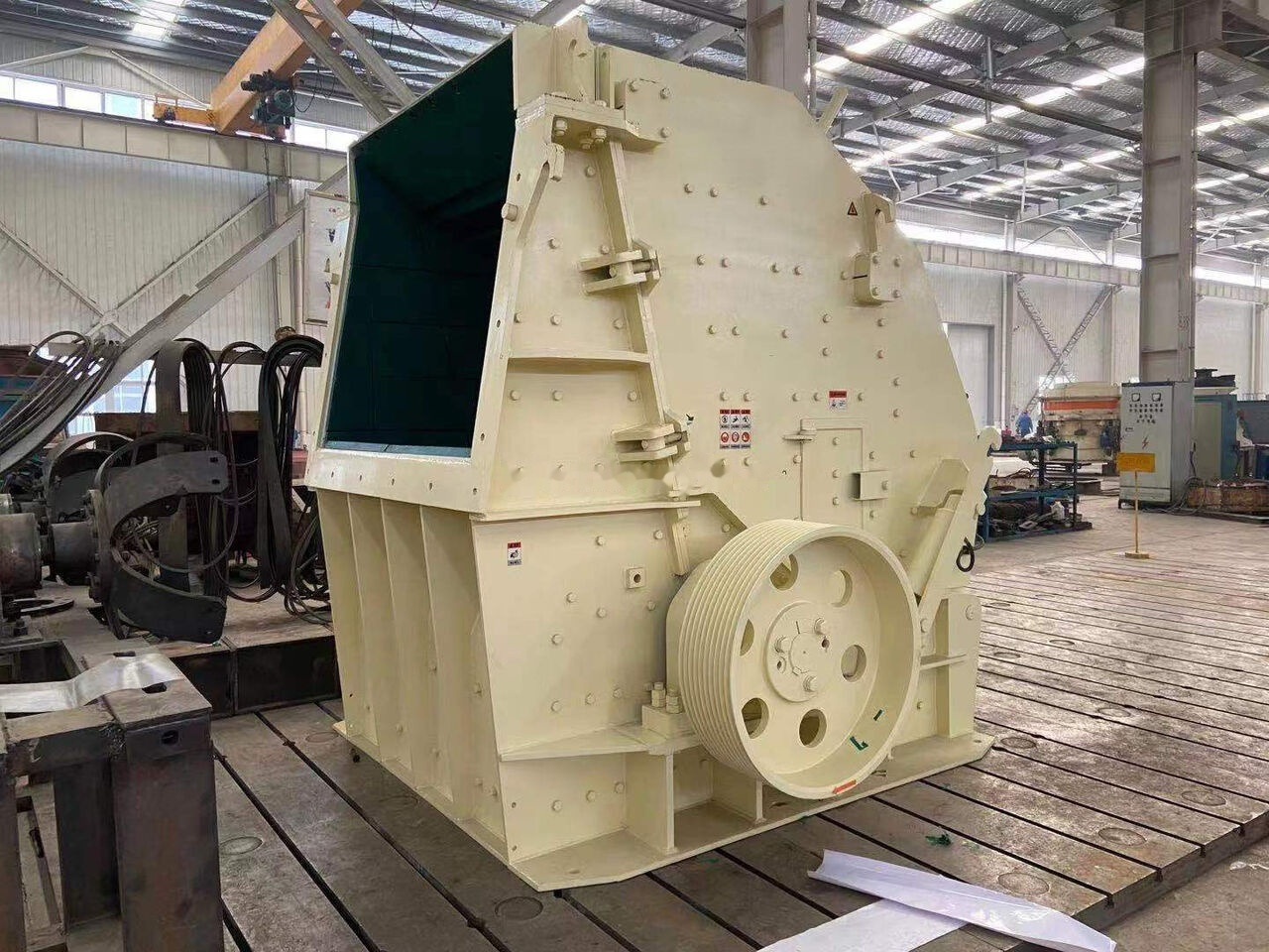 Kinglink NP1415 Impact Crusher - Udarna drobilica: slika Kinglink NP1415 Impact Crusher - Udarna drobilica Kinglink NP1415 Impact Crusher - Udarna drobilica: slika Kinglink NP1415 Impact Crusher - Udarna drobilica