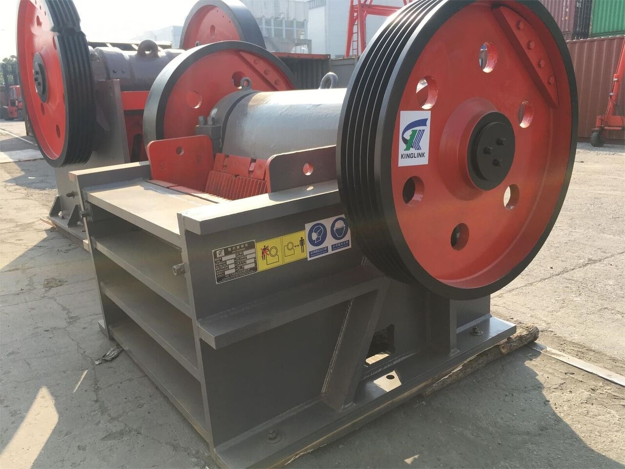 Kinglink PEX300X1300 Secondary Fine Jaw Crusher | 100TPH - Čeljusna drobilica: slika Kinglink PEX300X1300 Secondary Fine Jaw Crusher | 100TPH - Čeljusna drobilica Kinglink PEX300X1300 Secondary Fine Jaw Crusher | 100TPH - Čeljusna drobilica: slika Kinglink PEX300X1300 Secondary Fine Jaw Crusher | 100TPH - Čeljusna drobilica
