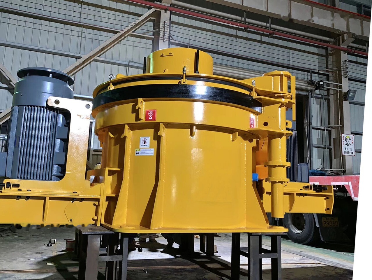 Kinglink Trio Type TV Series TV95 Vertical Shaft Impactor (VSI) - Drobilica: slika Kinglink Trio Type TV Series TV95 Vertical Shaft Impactor (VSI) - Drobilica Kinglink Trio Type TV Series TV95 Vertical Shaft Impactor (VSI) - Drobilica: slika Kinglink Trio Type TV Series TV95 Vertical Shaft Impactor (VSI) - Drobilica
