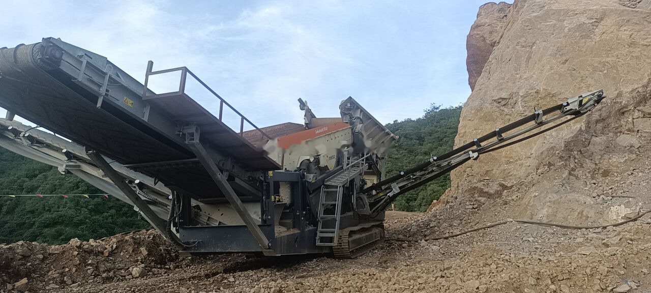 Metso LOKOTRACK ST2.8 VIBRATING SCREEN - Mobilna drobilica: slika Metso LOKOTRACK ST2.8 VIBRATING SCREEN - Mobilna drobilica Metso LOKOTRACK ST2.8 VIBRATING SCREEN - Mobilna drobilica: slika Metso LOKOTRACK ST2.8 VIBRATING SCREEN - Mobilna drobilica