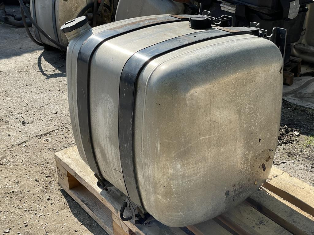 ALUMINUM 290 L - Spremnik goriva za Kamion: slika ALUMINUM 290 L - Spremnik goriva za Kamion ALUMINUM 290 L - Spremnik goriva za Kamion: slika ALUMINUM 290 L - Spremnik goriva za Kamion