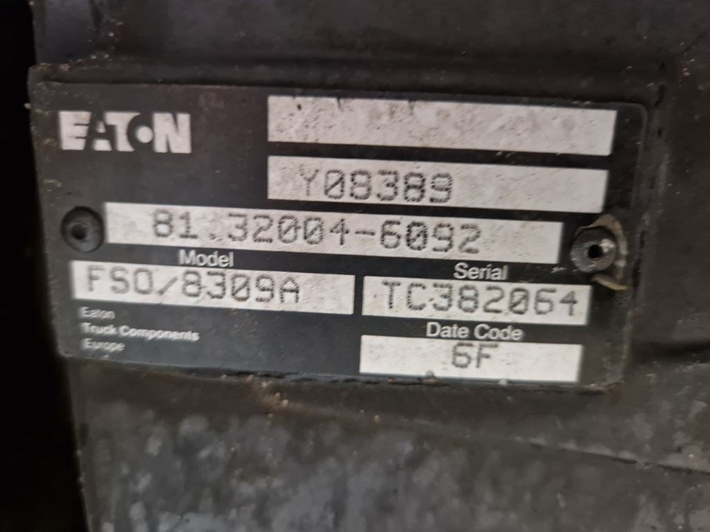 EATON / VICKERS Y 08389 - Mjenjač za Kamion: slika EATON / VICKERS Y 08389 - Mjenjač za Kamion EATON / VICKERS Y 08389 - Mjenjač za Kamion: slika EATON / VICKERS Y 08389 - Mjenjač za Kamion
