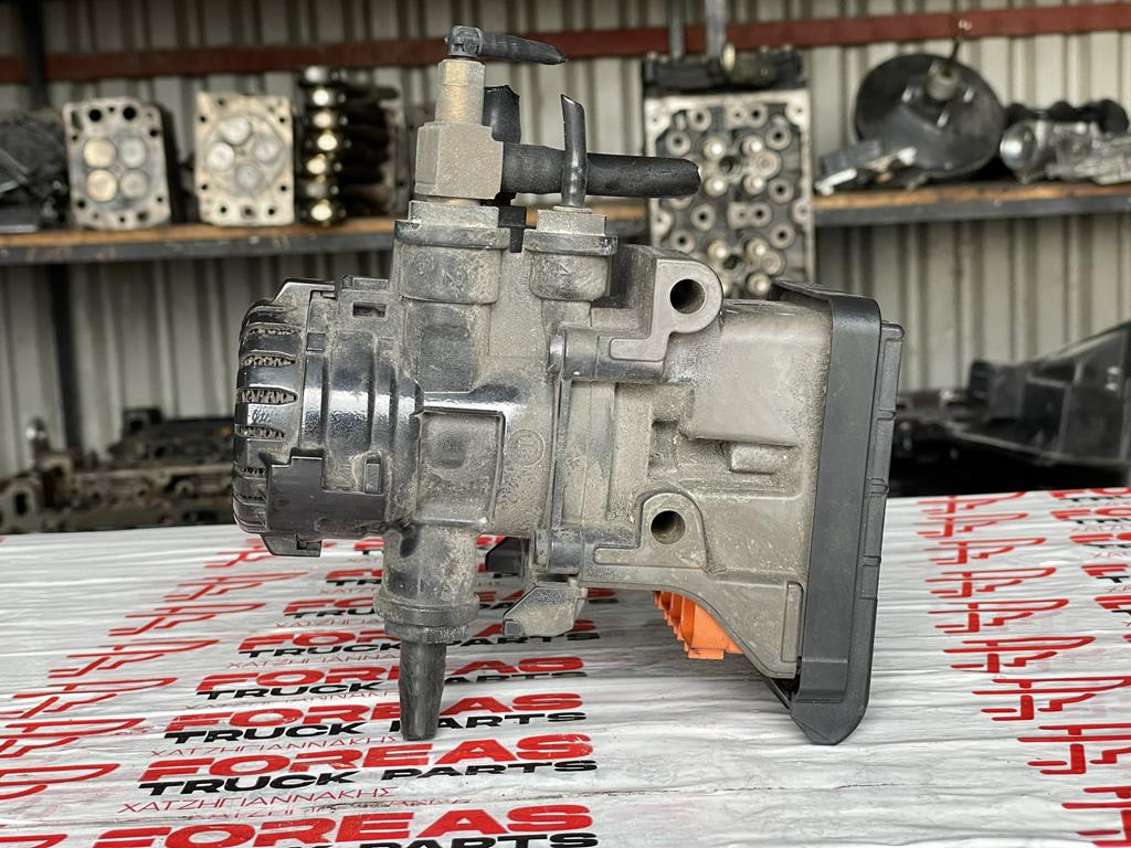 KNORR-BREMSE ABS ADJUSTMENT VALVE FOR MAN - 81.52106-6067 - Kočioni ventil za Kamion: slika KNORR-BREMSE ABS ADJUSTMENT VALVE FOR MAN - 81.52106-6067 - Kočioni ventil za Kamion KNORR-BREMSE ABS ADJUSTMENT VALVE FOR MAN - 81.52106-6067 - Kočioni ventil za Kamion: slika KNORR-BREMSE ABS ADJUSTMENT VALVE FOR MAN - 81.52106-6067 - Kočioni ventil za Kamion