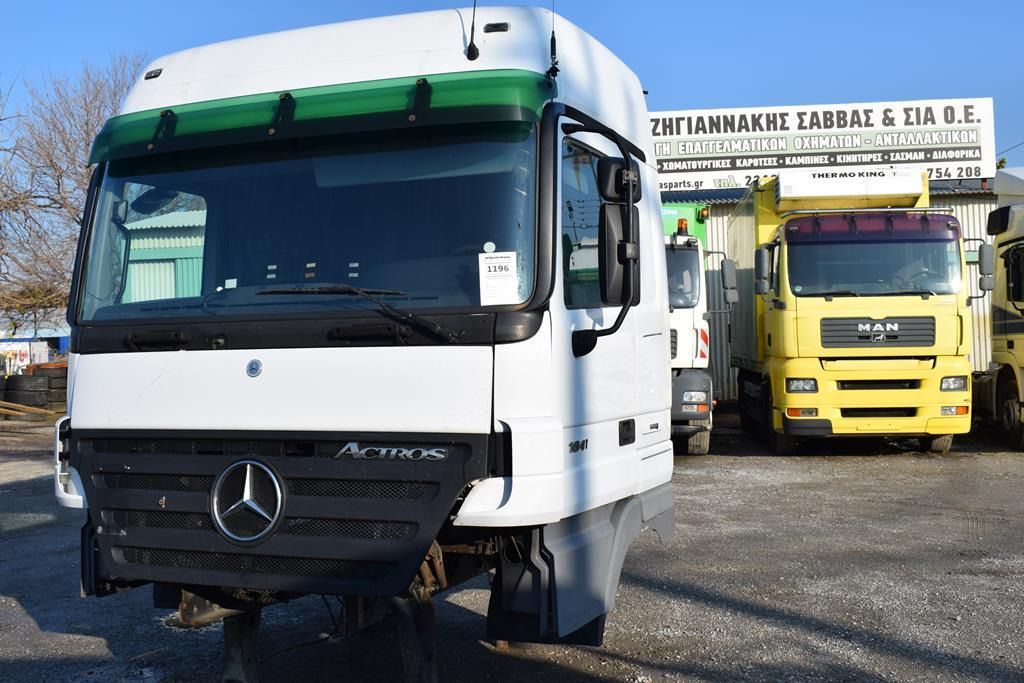 MERCEDES-BENZ ACTROS MP 2 MEGA SPACE - Kabina za Kamion: slika MERCEDES-BENZ ACTROS MP 2 MEGA SPACE - Kabina za Kamion MERCEDES-BENZ ACTROS MP 2 MEGA SPACE - Kabina za Kamion: slika MERCEDES-BENZ ACTROS MP 2 MEGA SPACE - Kabina za Kamion
