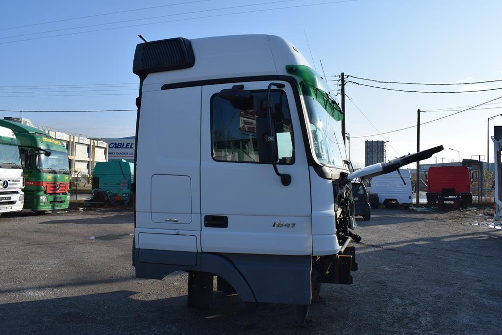 MERCEDES-BENZ ACTROS MP 2 MEGA SPACE - Kabina za Kamion: slika MERCEDES-BENZ ACTROS MP 2 MEGA SPACE - Kabina za Kamion MERCEDES-BENZ ACTROS MP 2 MEGA SPACE - Kabina za Kamion: slika MERCEDES-BENZ ACTROS MP 2 MEGA SPACE - Kabina za Kamion