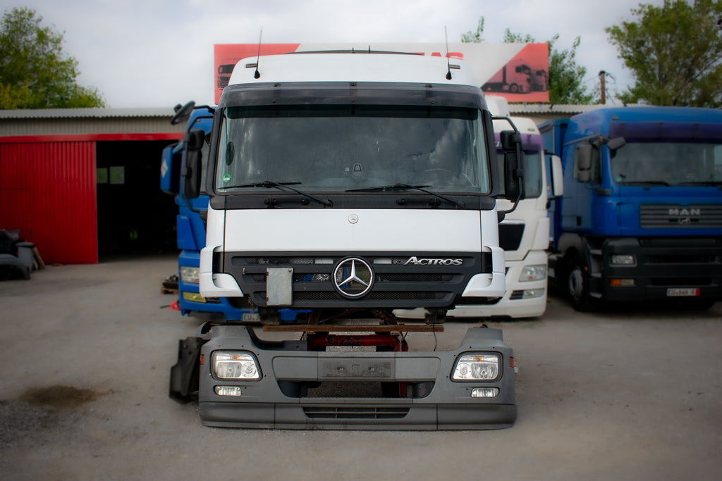MERCEDES-BENZ ACTROS MP2 LARGE (MEGA) - Kabina za Kamion: slika MERCEDES-BENZ ACTROS MP2 LARGE (MEGA) - Kabina za Kamion MERCEDES-BENZ ACTROS MP2 LARGE (MEGA) - Kabina za Kamion: slika MERCEDES-BENZ ACTROS MP2 LARGE (MEGA) - Kabina za Kamion