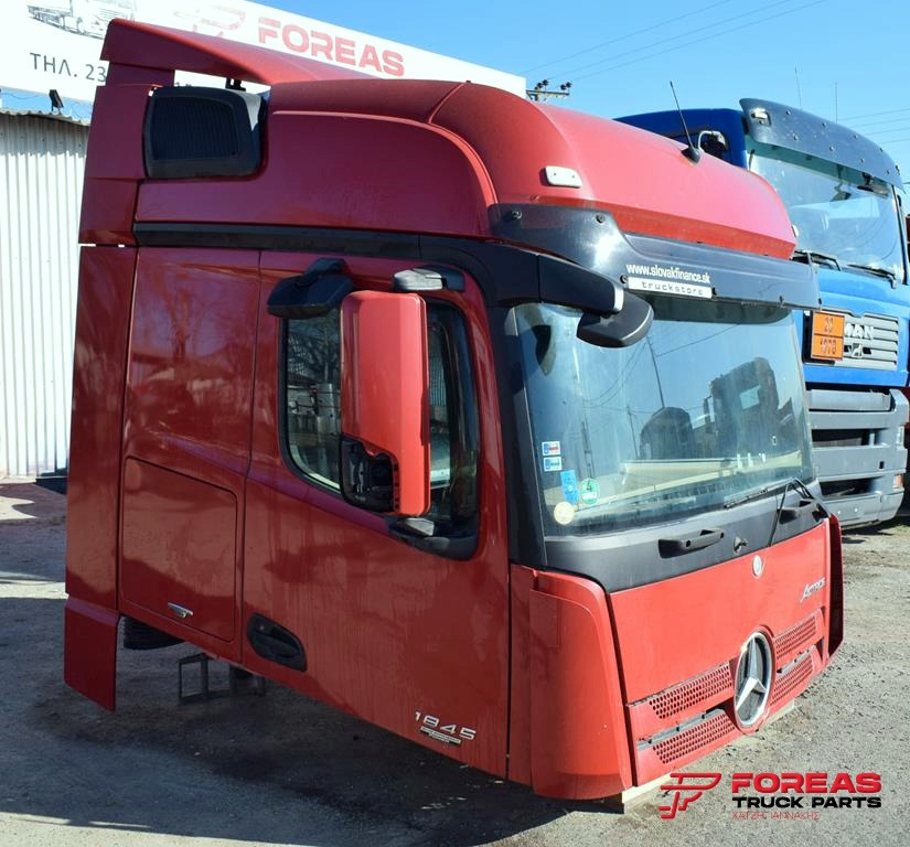 MERCEDES-BENZ ACTROS MP4 GIGA SPACE - Kabina za Kamion: slika MERCEDES-BENZ ACTROS MP4 GIGA SPACE - Kabina za Kamion MERCEDES-BENZ ACTROS MP4 GIGA SPACE - Kabina za Kamion: slika MERCEDES-BENZ ACTROS MP4 GIGA SPACE - Kabina za Kamion