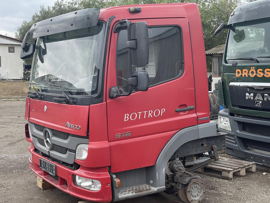 MERCEDES-BENZ ATEGO 3 - Kabina za Kamion: slika MERCEDES-BENZ ATEGO 3 - Kabina za Kamion MERCEDES-BENZ ATEGO 3 - Kabina za Kamion: slika MERCEDES-BENZ ATEGO 3 - Kabina za Kamion