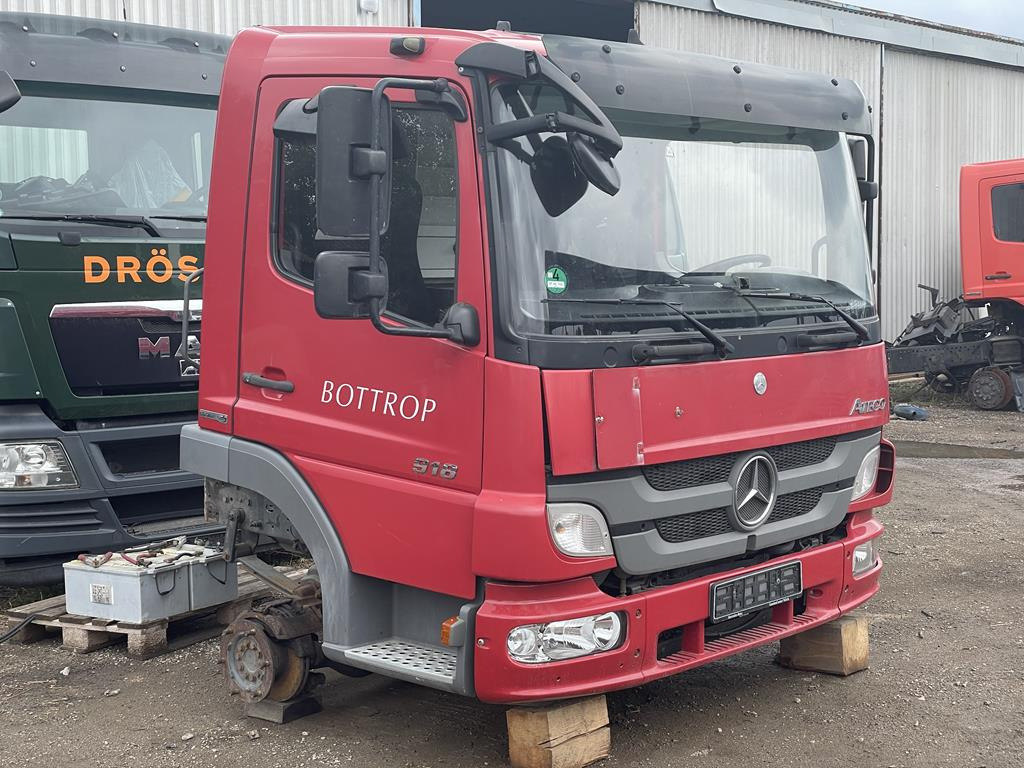 MERCEDES-BENZ ATEGO 3 - Kabina za Kamion: slika MERCEDES-BENZ ATEGO 3 - Kabina za Kamion MERCEDES-BENZ ATEGO 3 - Kabina za Kamion: slika MERCEDES-BENZ ATEGO 3 - Kabina za Kamion