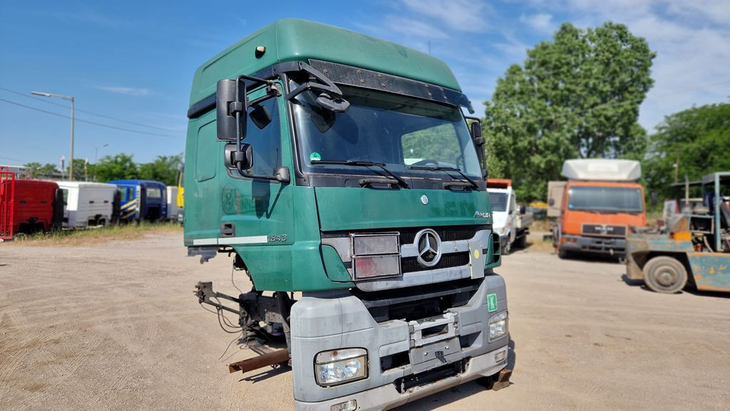 MERCEDES-BENZ AXOR 1843 - Kabina za Kamion: slika MERCEDES-BENZ AXOR 1843 - Kabina za Kamion MERCEDES-BENZ AXOR 1843 - Kabina za Kamion: slika MERCEDES-BENZ AXOR 1843 - Kabina za Kamion