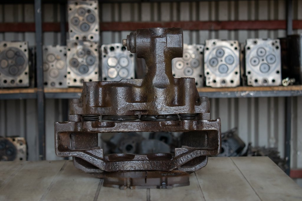 MERCEDES-BENZ VARIO FOR DIFFERENTIAL - RIGHT - Kočiona čeljust za Kamion: slika MERCEDES-BENZ VARIO FOR DIFFERENTIAL - RIGHT - Kočiona čeljust za Kamion MERCEDES-BENZ VARIO FOR DIFFERENTIAL - RIGHT - Kočiona čeljust za Kamion: slika MERCEDES-BENZ VARIO FOR DIFFERENTIAL - RIGHT - Kočiona čeljust za Kamion