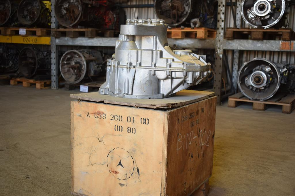 MERCEDES-BENZ VITO - Α 638 260 01 00 - Mjenjač za Kamion: slika MERCEDES-BENZ VITO - Α 638 260 01 00 - Mjenjač za Kamion MERCEDES-BENZ VITO - Α 638 260 01 00 - Mjenjač za Kamion: slika MERCEDES-BENZ VITO - Α 638 260 01 00 - Mjenjač za Kamion