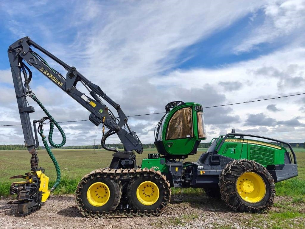 John Deere 1170 G - Kombajn za šumarstvo: slika John Deere 1170 G - Kombajn za šumarstvo John Deere 1170 G - Kombajn za šumarstvo: slika John Deere 1170 G - Kombajn za šumarstvo