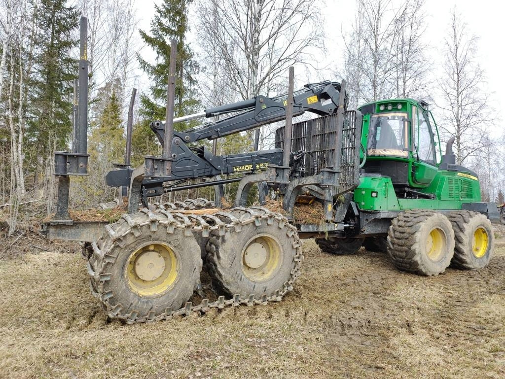 John Deere 1210 G - Forvarder: slika John Deere 1210 G - Forvarder John Deere 1210 G - Forvarder: slika John Deere 1210 G - Forvarder