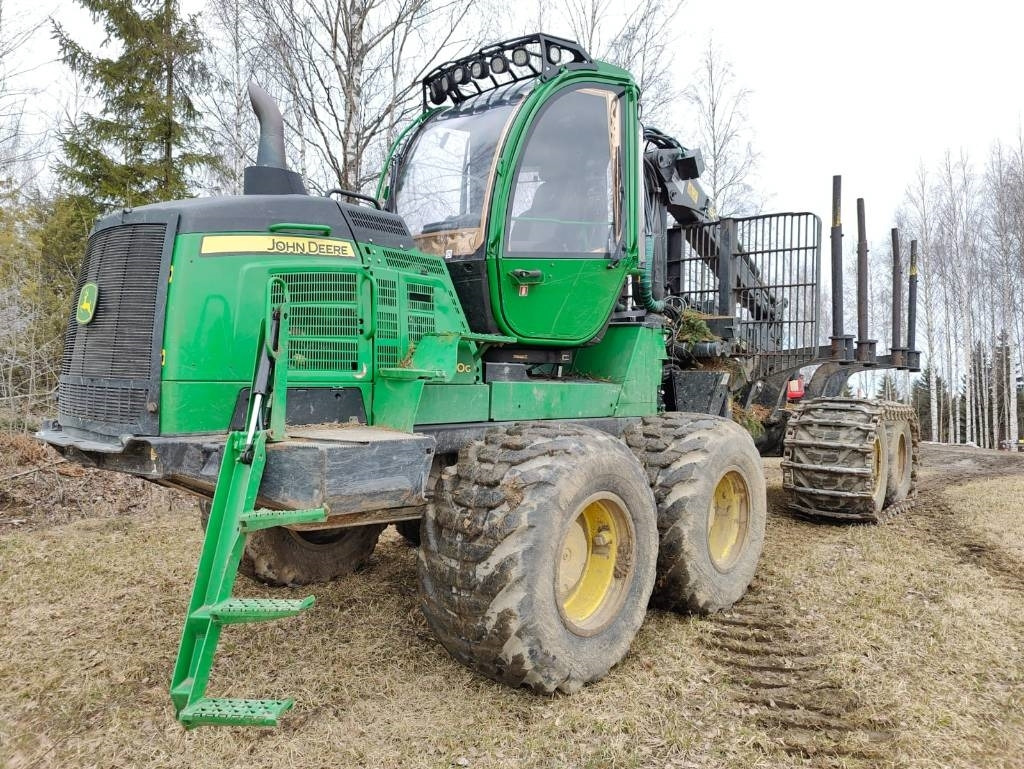John Deere 1210 G - Forvarder: slika John Deere 1210 G - Forvarder John Deere 1210 G - Forvarder: slika John Deere 1210 G - Forvarder