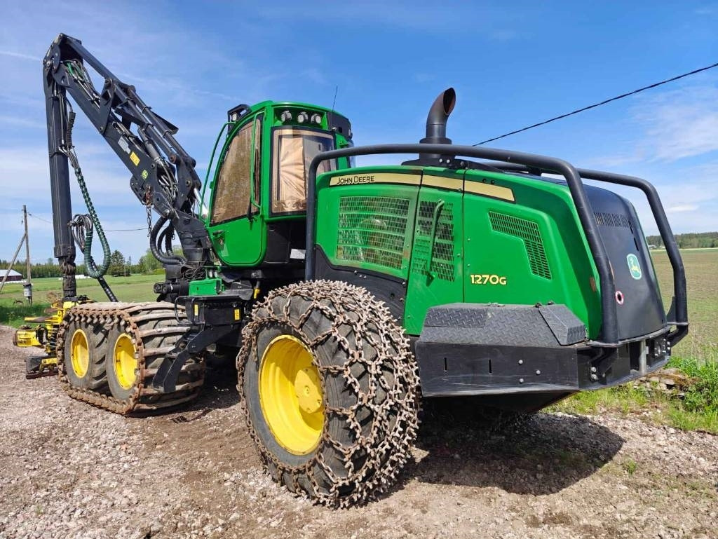 John Deere 1270 G - Kombajn za šumarstvo: slika John Deere 1270 G - Kombajn za šumarstvo John Deere 1270 G - Kombajn za šumarstvo: slika John Deere 1270 G - Kombajn za šumarstvo