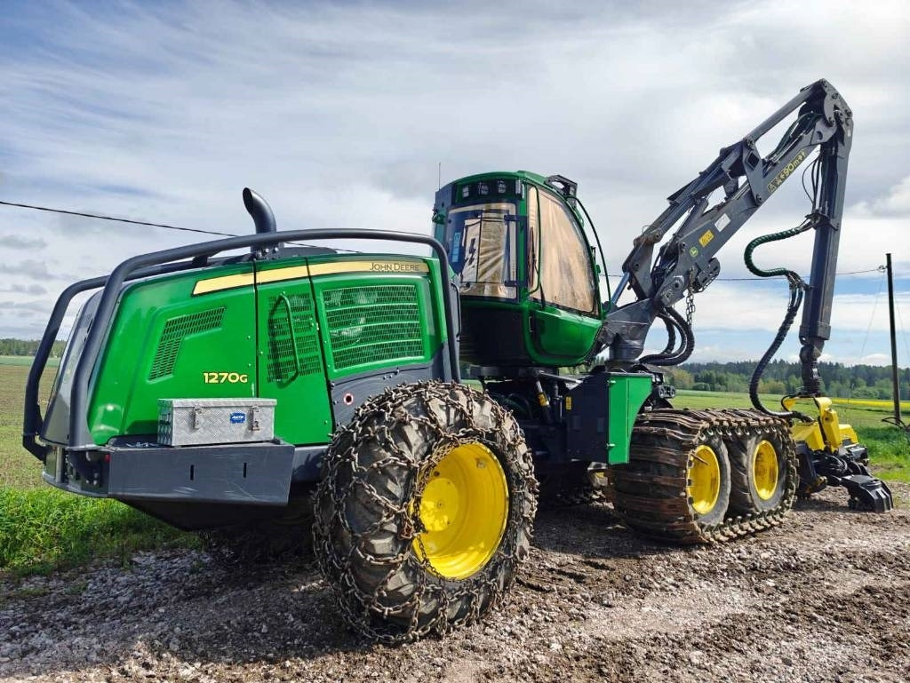 John Deere 1270 G - Kombajn za šumarstvo: slika John Deere 1270 G - Kombajn za šumarstvo John Deere 1270 G - Kombajn za šumarstvo: slika John Deere 1270 G - Kombajn za šumarstvo