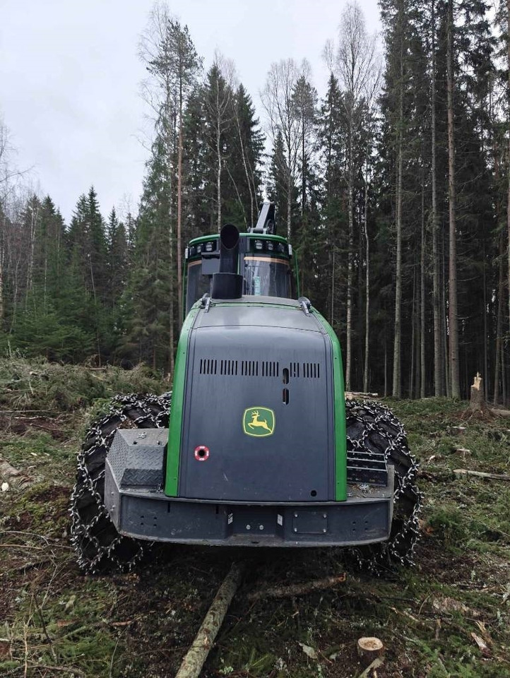 John Deere 1270 G - Kombajn za šumarstvo: slika John Deere 1270 G - Kombajn za šumarstvo John Deere 1270 G - Kombajn za šumarstvo: slika John Deere 1270 G - Kombajn za šumarstvo