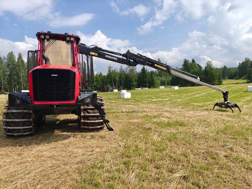 Forvarder Komatsu 855: slika Forvarder Komatsu 855 Forvarder Komatsu 855: slika Forvarder Komatsu 855