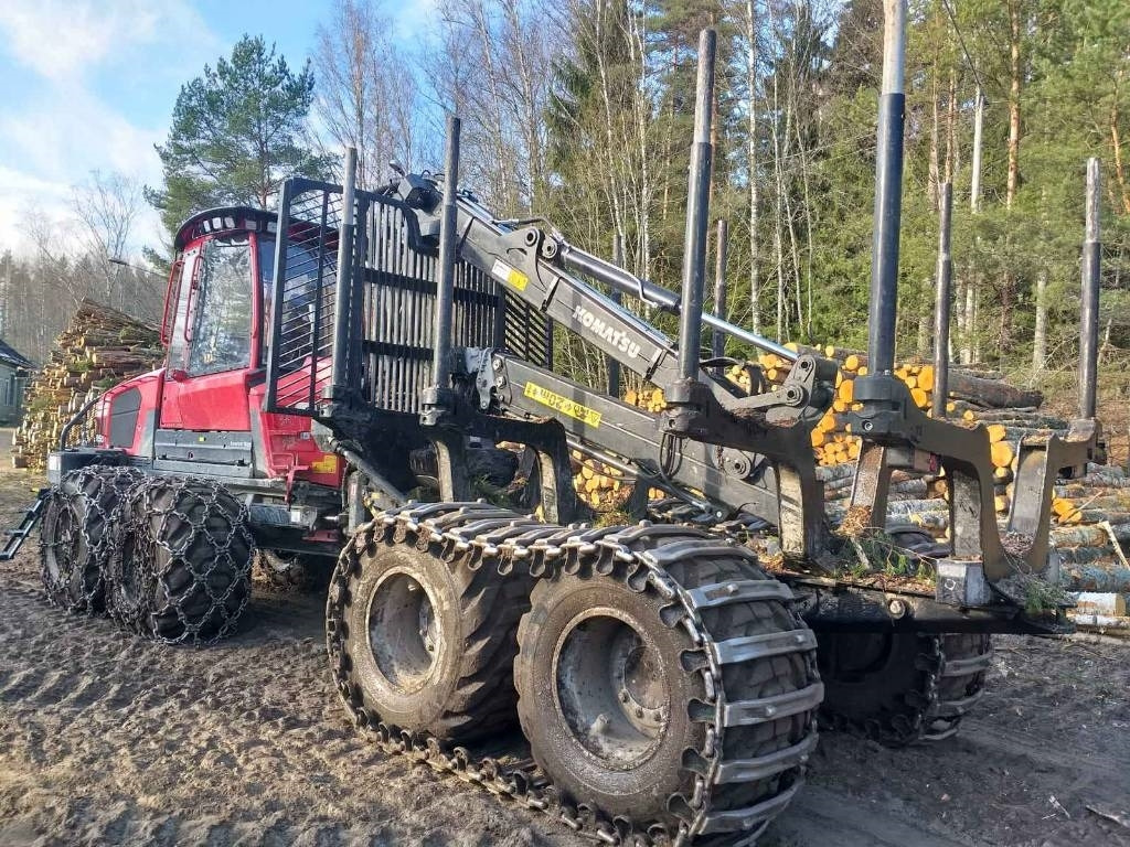 Komatsu 855 - Forvarder: slika Komatsu 855 - Forvarder Komatsu 855 - Forvarder: slika Komatsu 855 - Forvarder