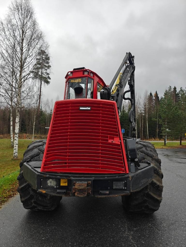 Komatsu 901 TX.1 - Kombajn za šumarstvo: slika Komatsu 901 TX.1 - Kombajn za šumarstvo Komatsu 901 TX.1 - Kombajn za šumarstvo: slika Komatsu 901 TX.1 - Kombajn za šumarstvo