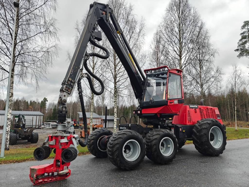 Komatsu 901 TX.1 - Kombajn za šumarstvo: slika Komatsu 901 TX.1 - Kombajn za šumarstvo Komatsu 901 TX.1 - Kombajn za šumarstvo: slika Komatsu 901 TX.1 - Kombajn za šumarstvo