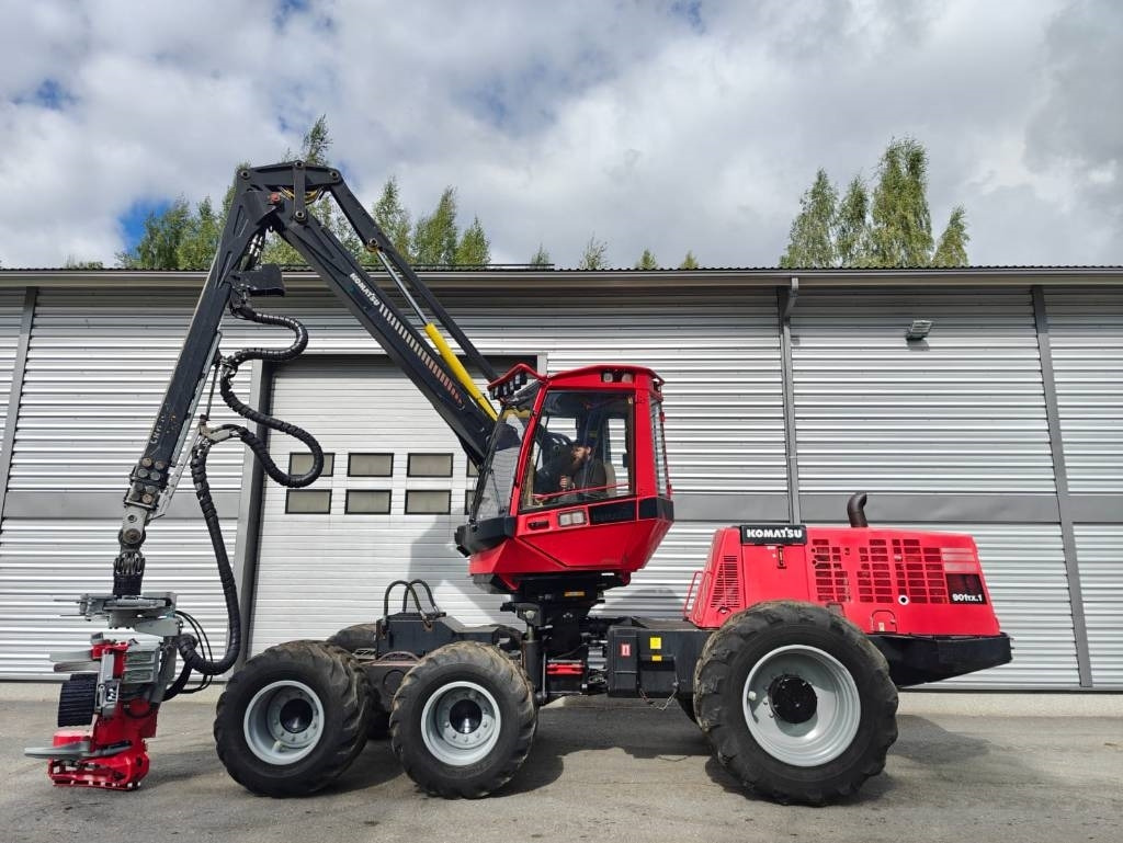 Komatsu 901 TX.1 - Kombajn za šumarstvo: slika Komatsu 901 TX.1 - Kombajn za šumarstvo Komatsu 901 TX.1 - Kombajn za šumarstvo: slika Komatsu 901 TX.1 - Kombajn za šumarstvo