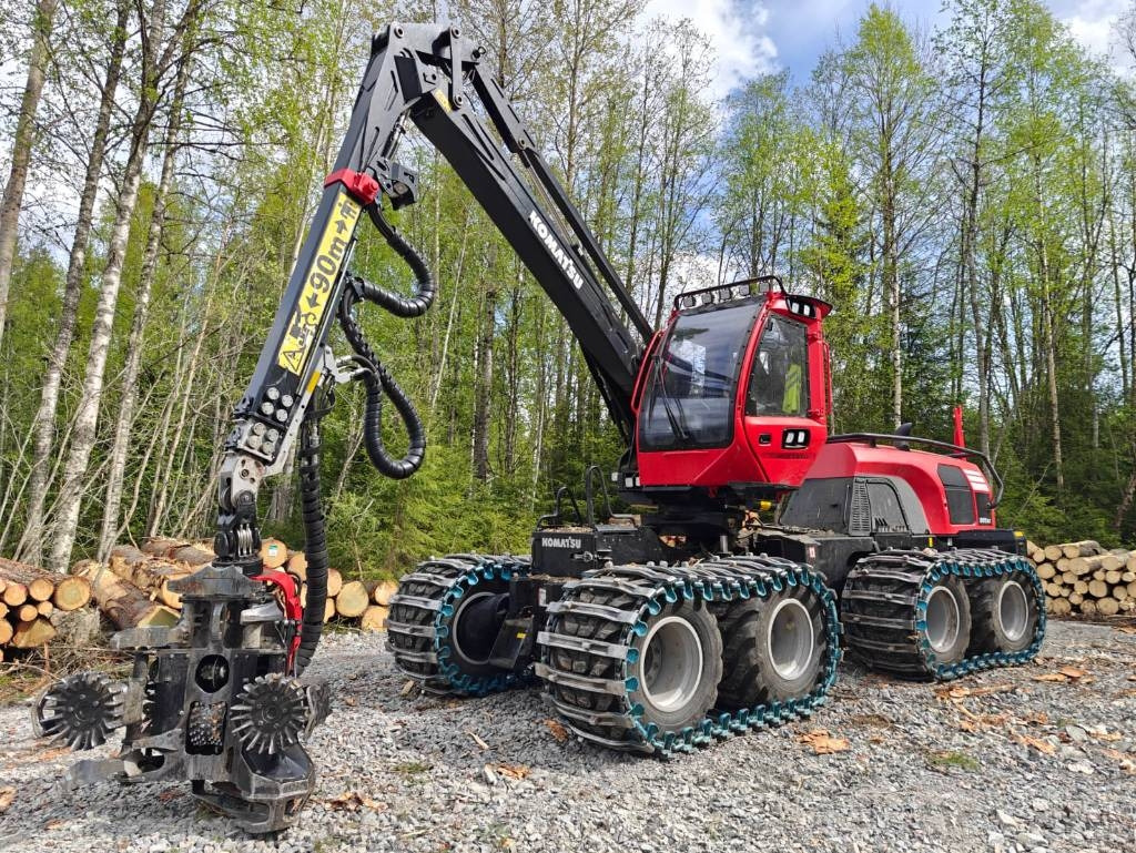 Komatsu 901 XC - Kombajn za šumarstvo: slika Komatsu 901 XC - Kombajn za šumarstvo Komatsu 901 XC - Kombajn za šumarstvo: slika Komatsu 901 XC - Kombajn za šumarstvo