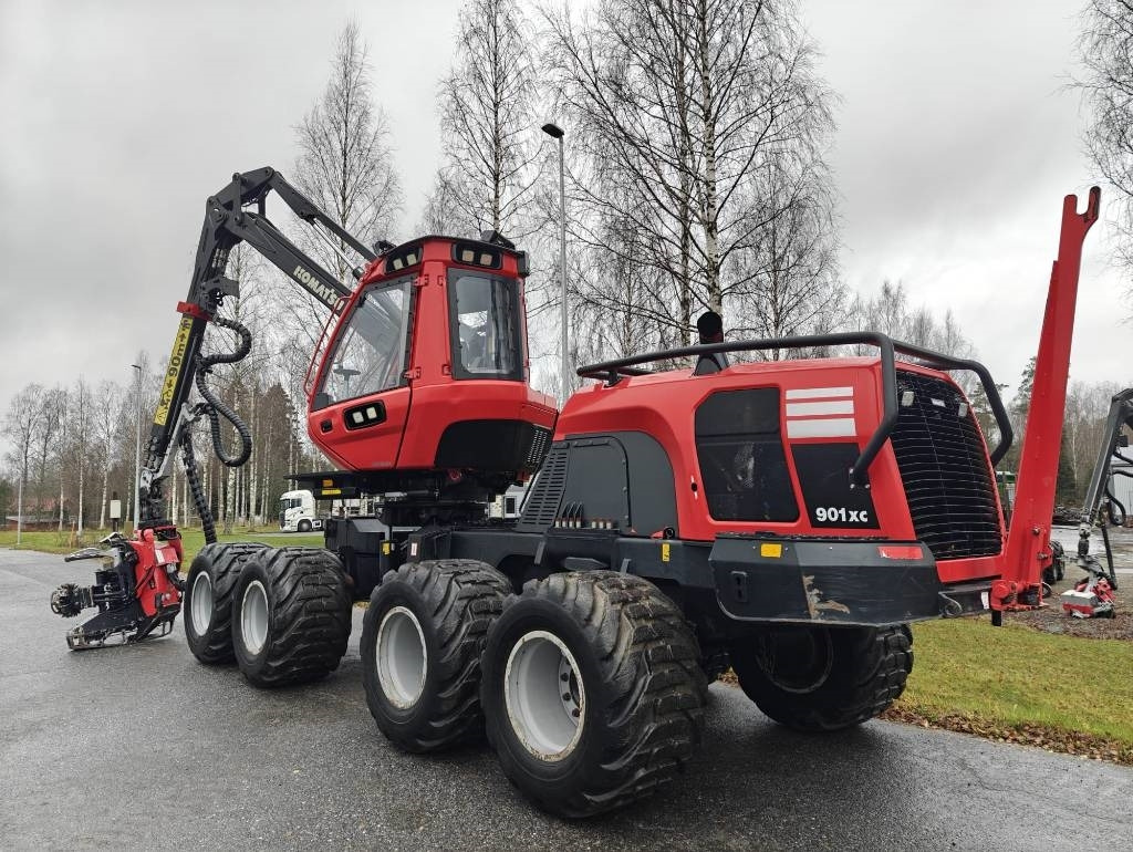 Komatsu 901 XC - Kombajn za šumarstvo: slika Komatsu 901 XC - Kombajn za šumarstvo Komatsu 901 XC - Kombajn za šumarstvo: slika Komatsu 901 XC - Kombajn za šumarstvo