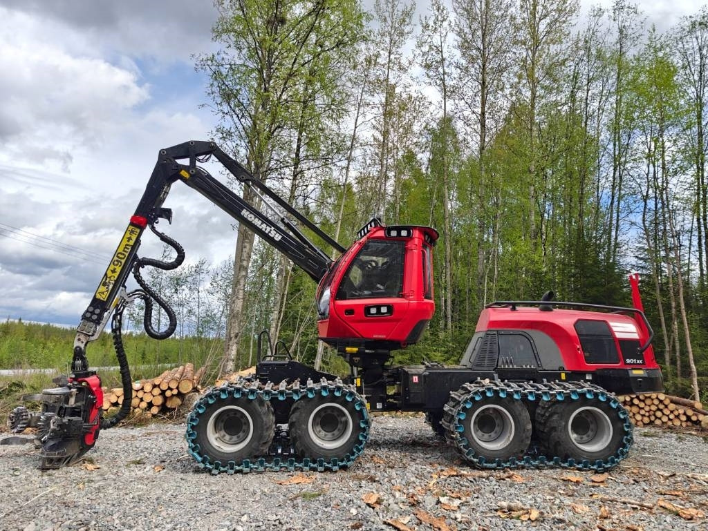 Komatsu 901 XC - Kombajn za šumarstvo: slika Komatsu 901 XC - Kombajn za šumarstvo Komatsu 901 XC - Kombajn za šumarstvo: slika Komatsu 901 XC - Kombajn za šumarstvo